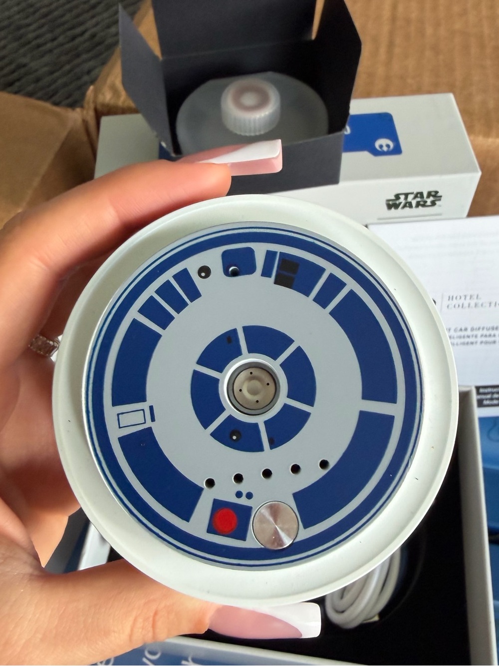 Smart Car Scent Diffuser USB R2-D2 R2D2 Star Wars Hotel Collection +Oil New - Picture 3 of 8